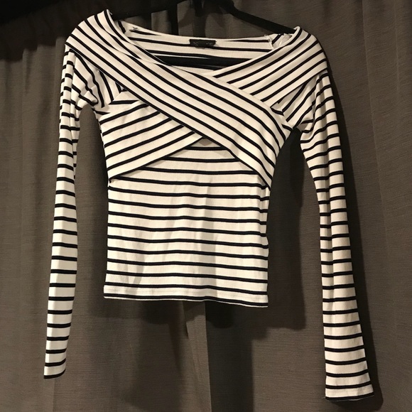 Topshop Tops - Sz 6 Topshop Bardot off-the-shoulder striped top